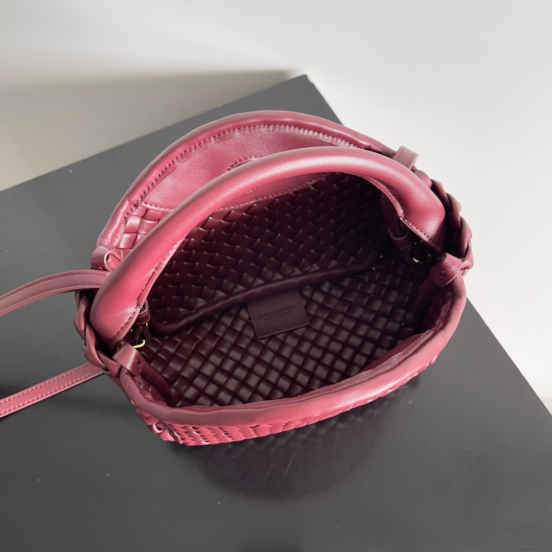 BV 2025 Cobble Bag 23cm Barolo Lambskin