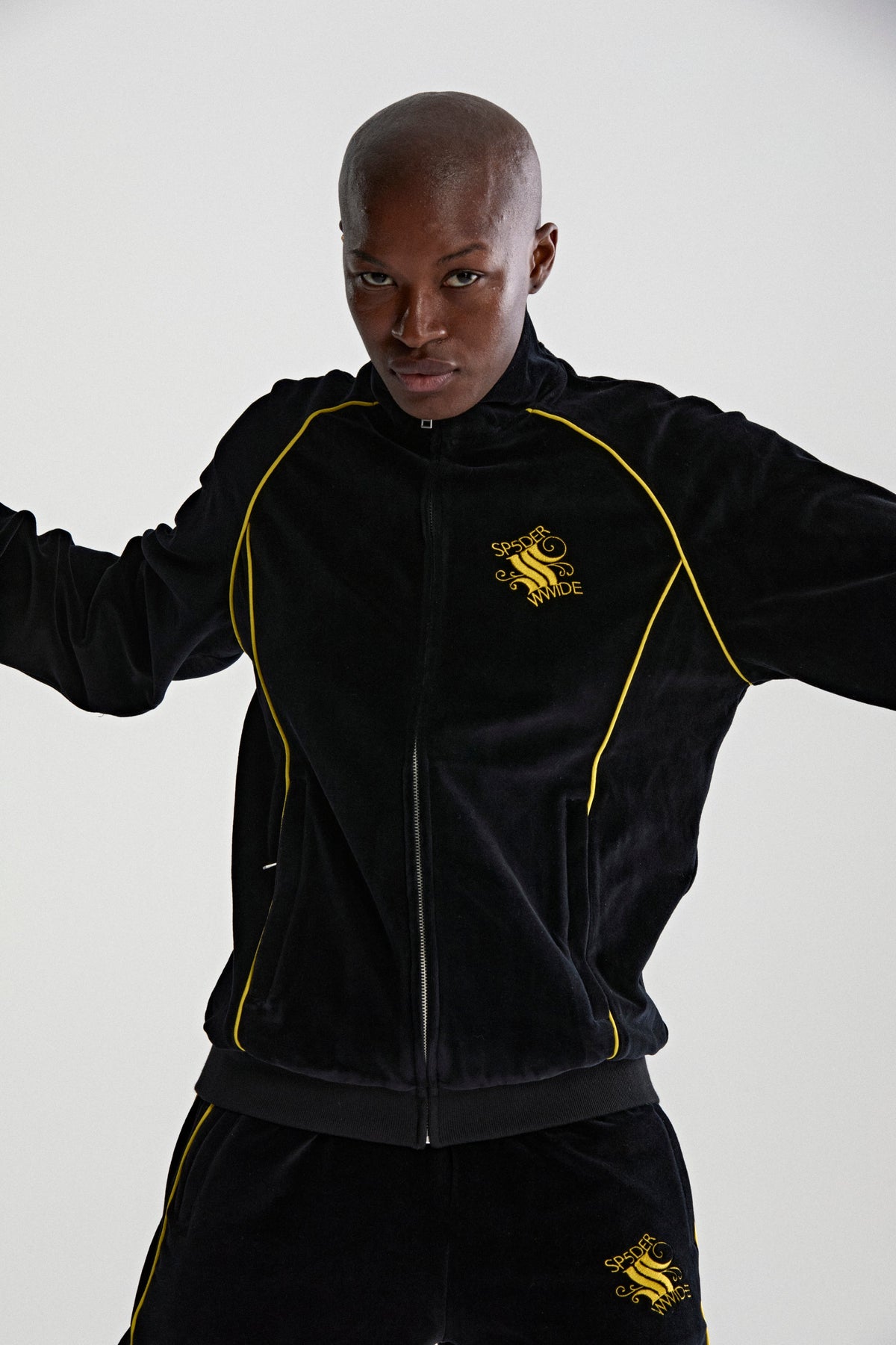 OUTLINE VELOUR TRACK JACKET