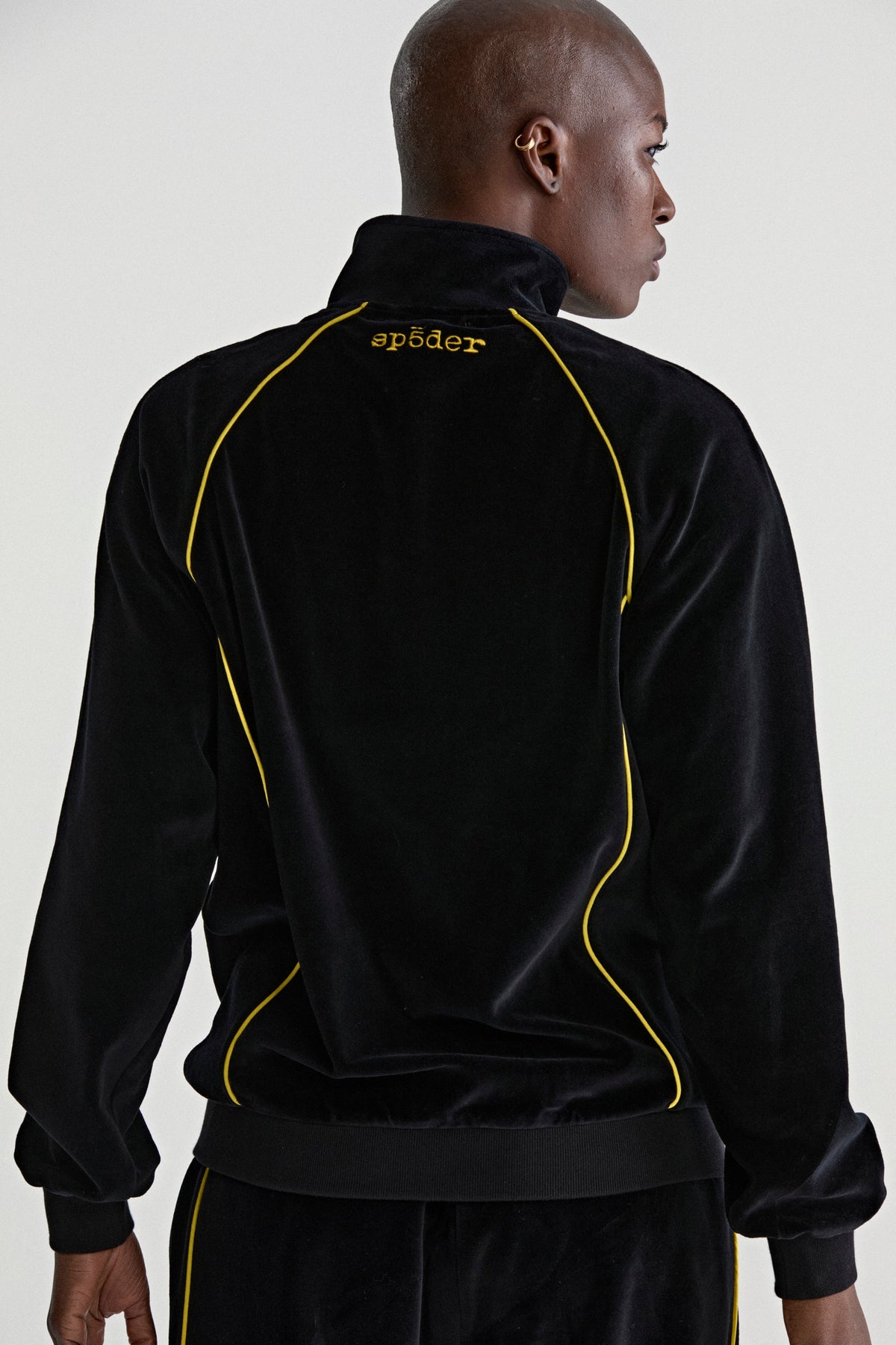 OUTLINE VELOUR TRACK JACKET