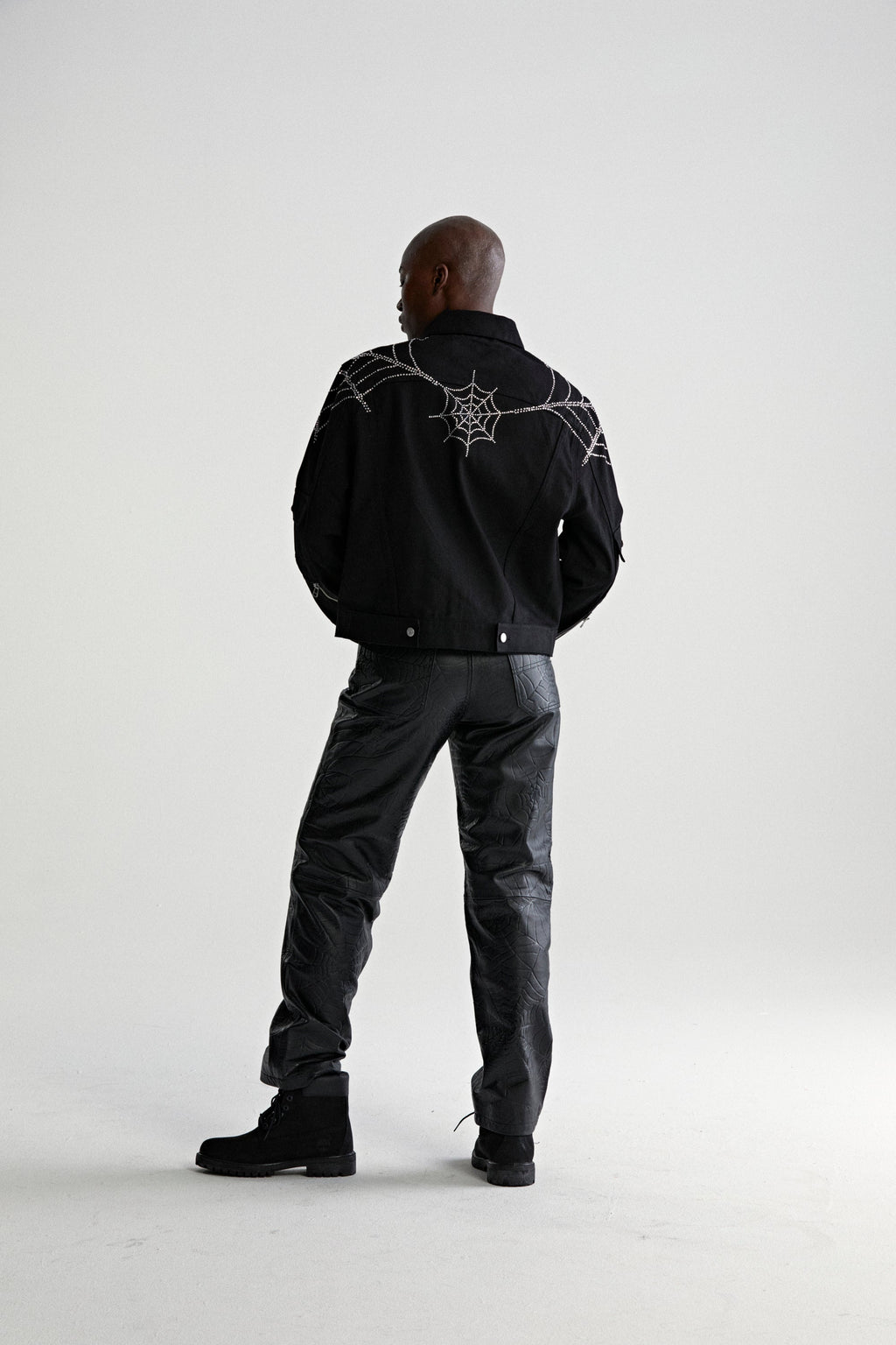 WEB DENIM CROPPED TRUCKER JACKET