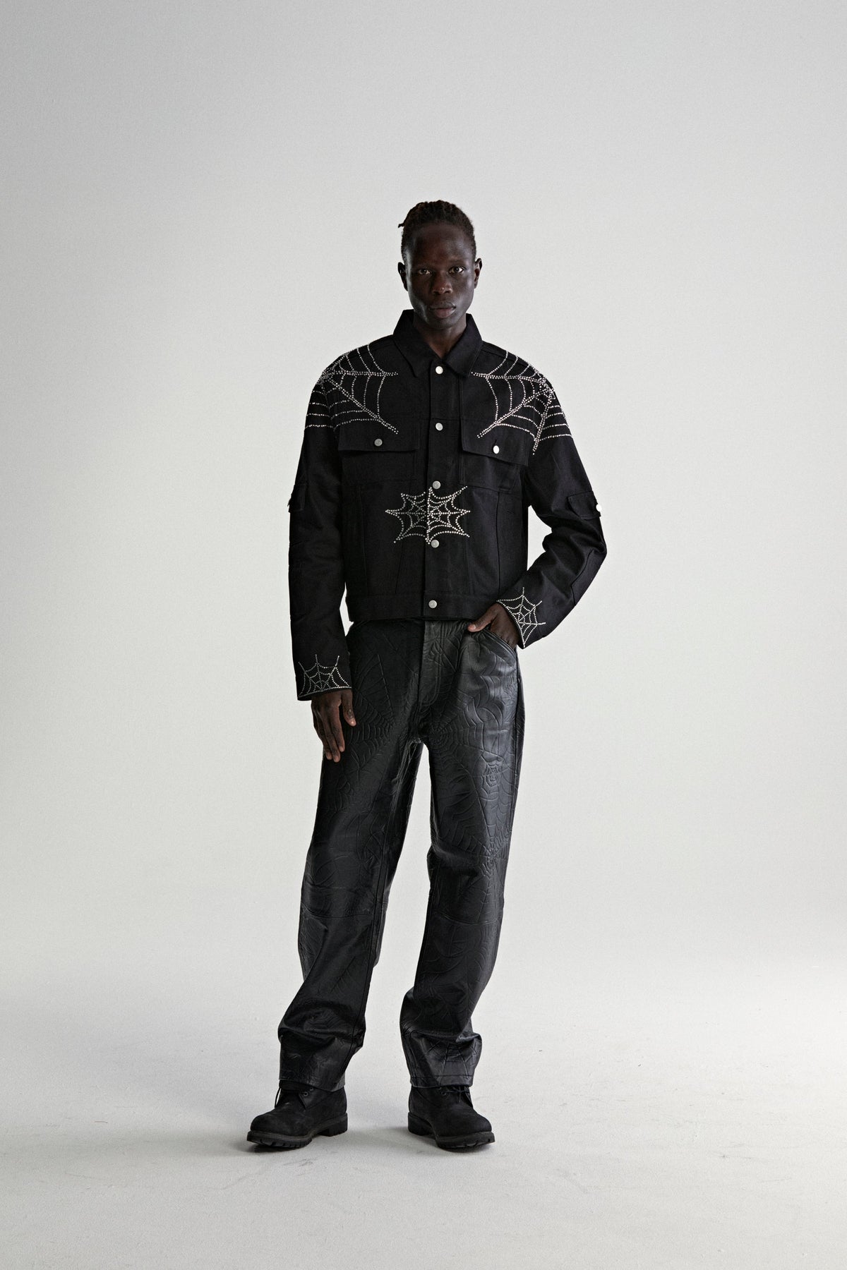 WEB DENIM CROPPED TRUCKER JACKET