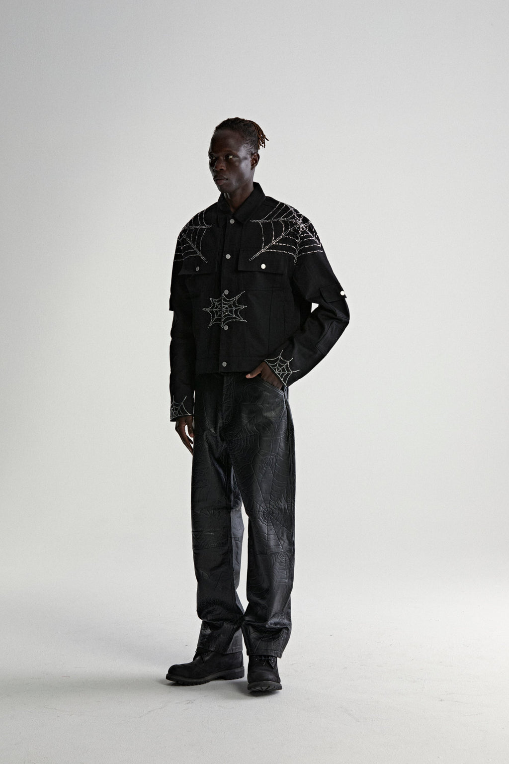 WEB DENIM CROPPED TRUCKER JACKET