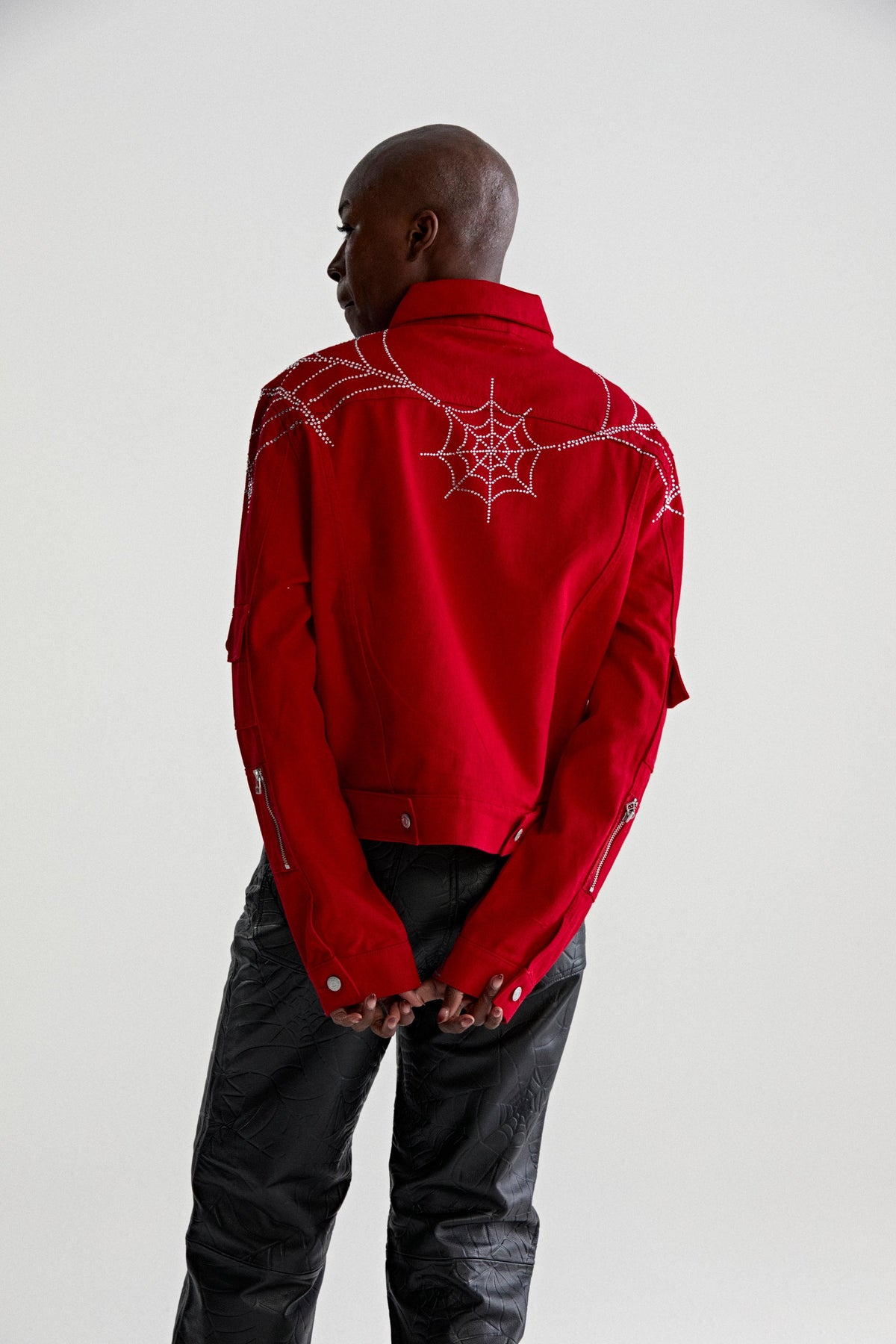 WEB DENIM CROPPED TRUCKER JACKET