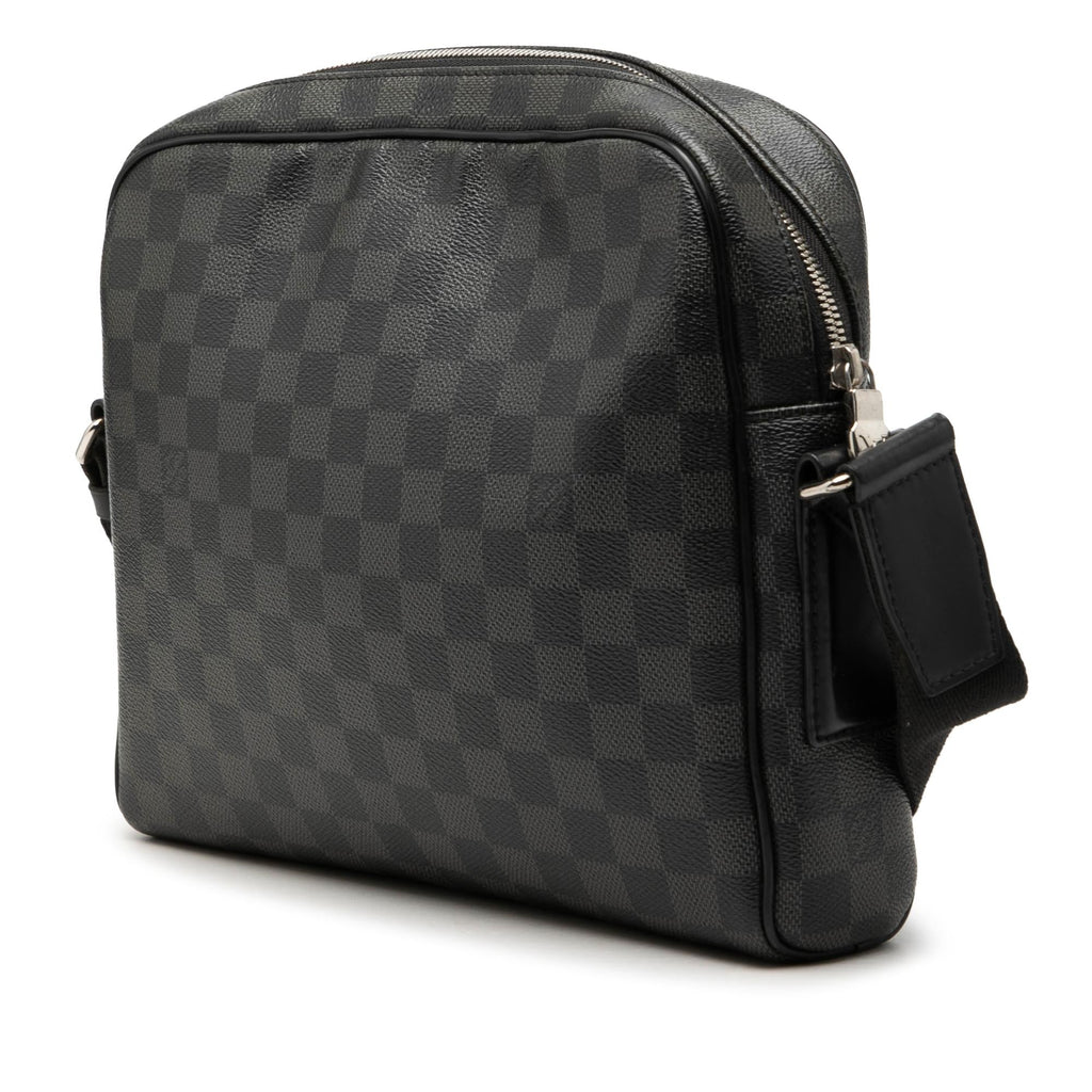 Louis Vuitton Damier Graphite Dayton Reporter MM