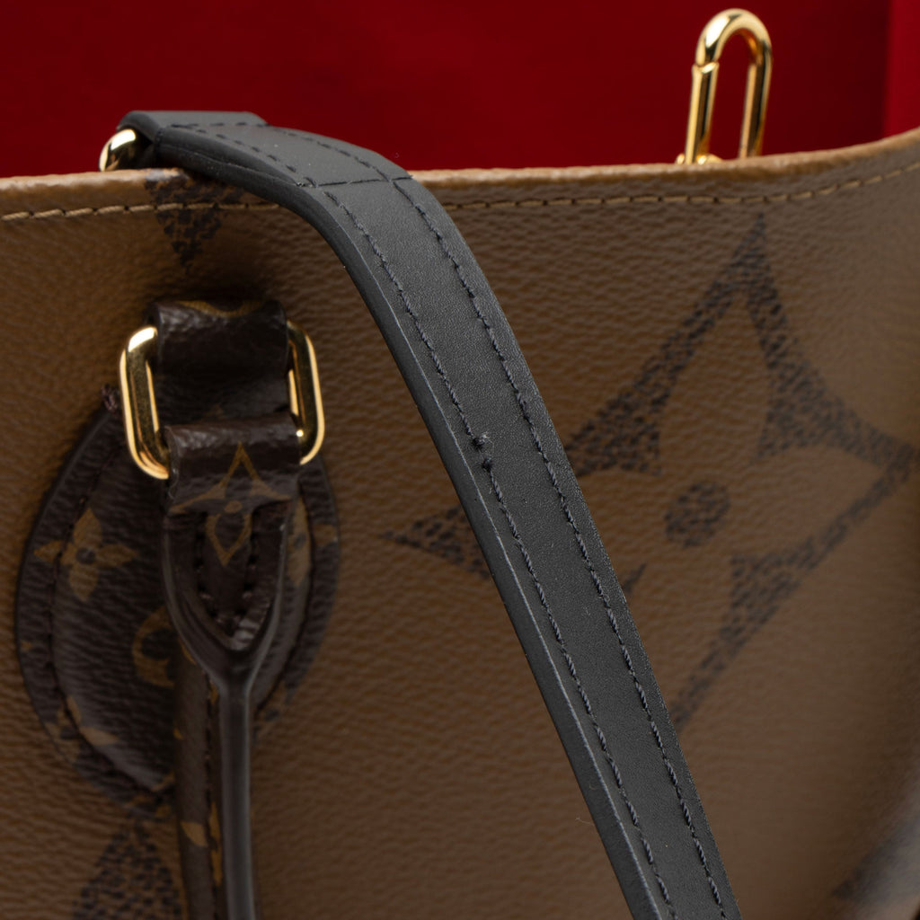 Louis Vuitton Giant Monogram Canvas Onthego GM Tote