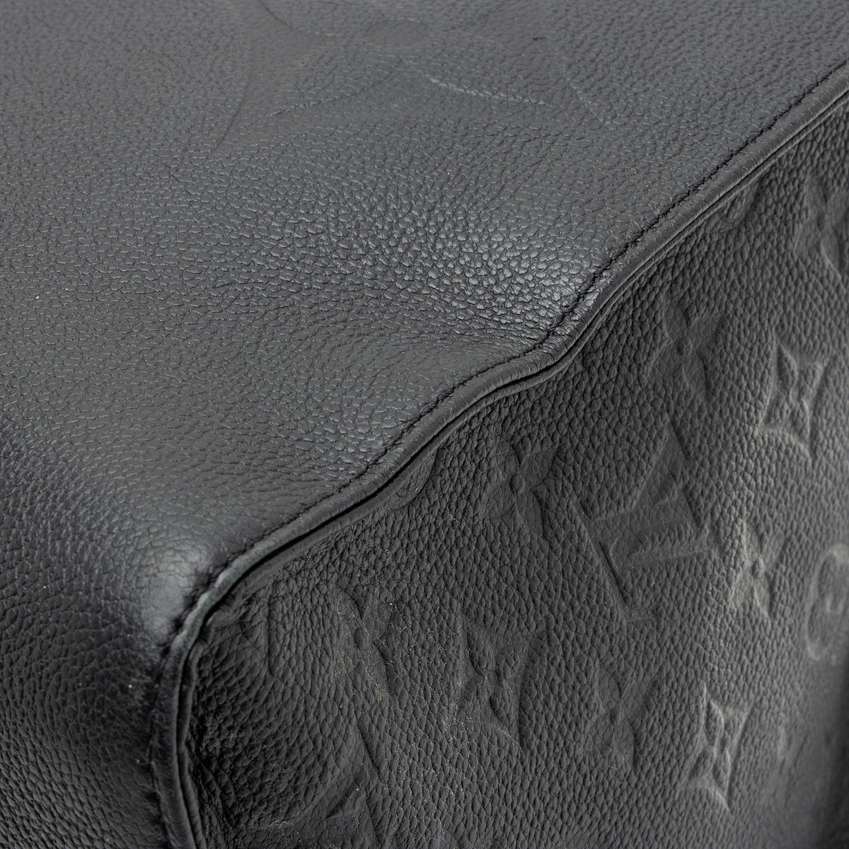 Louis Vuitton Giant Monogram Empreinte Onthego GM Tote