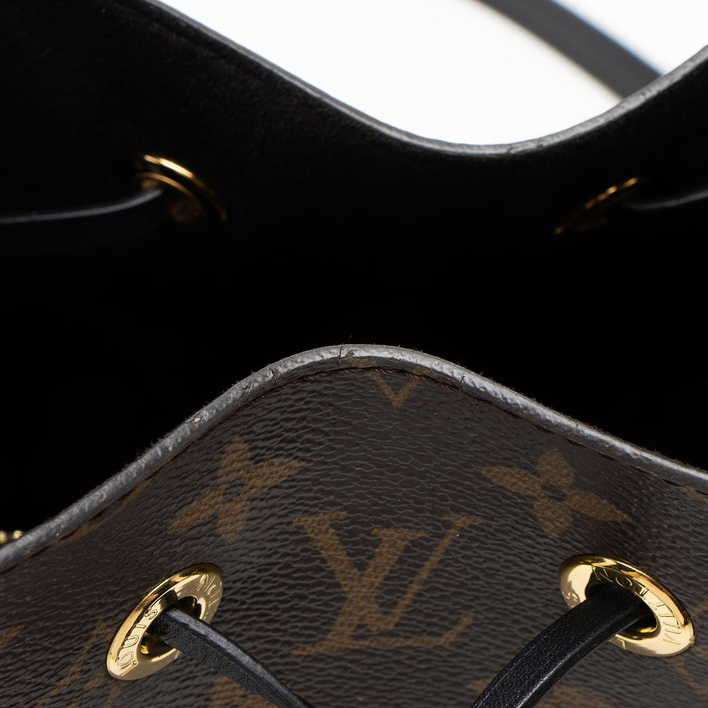Louis Vuitton Limited Edition Monogram Canvas World Tour Neonoe MM Shoulder Bag