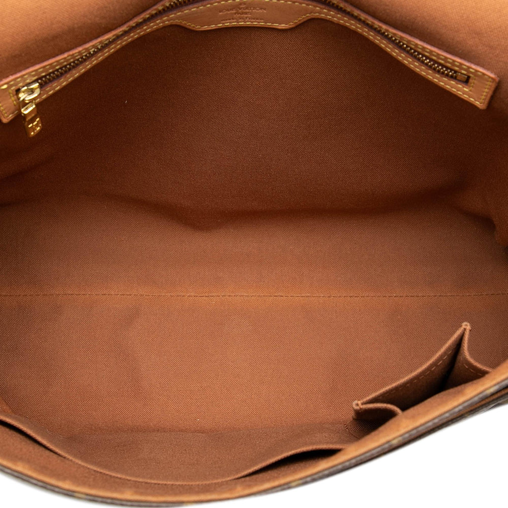 Louis Vuitton Monogram Abbesses