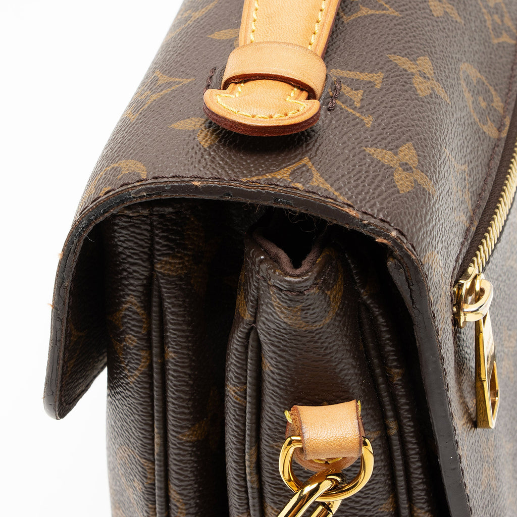 Louis Vuitton Monogram Canvas Pochette Metis Shoulder Bag