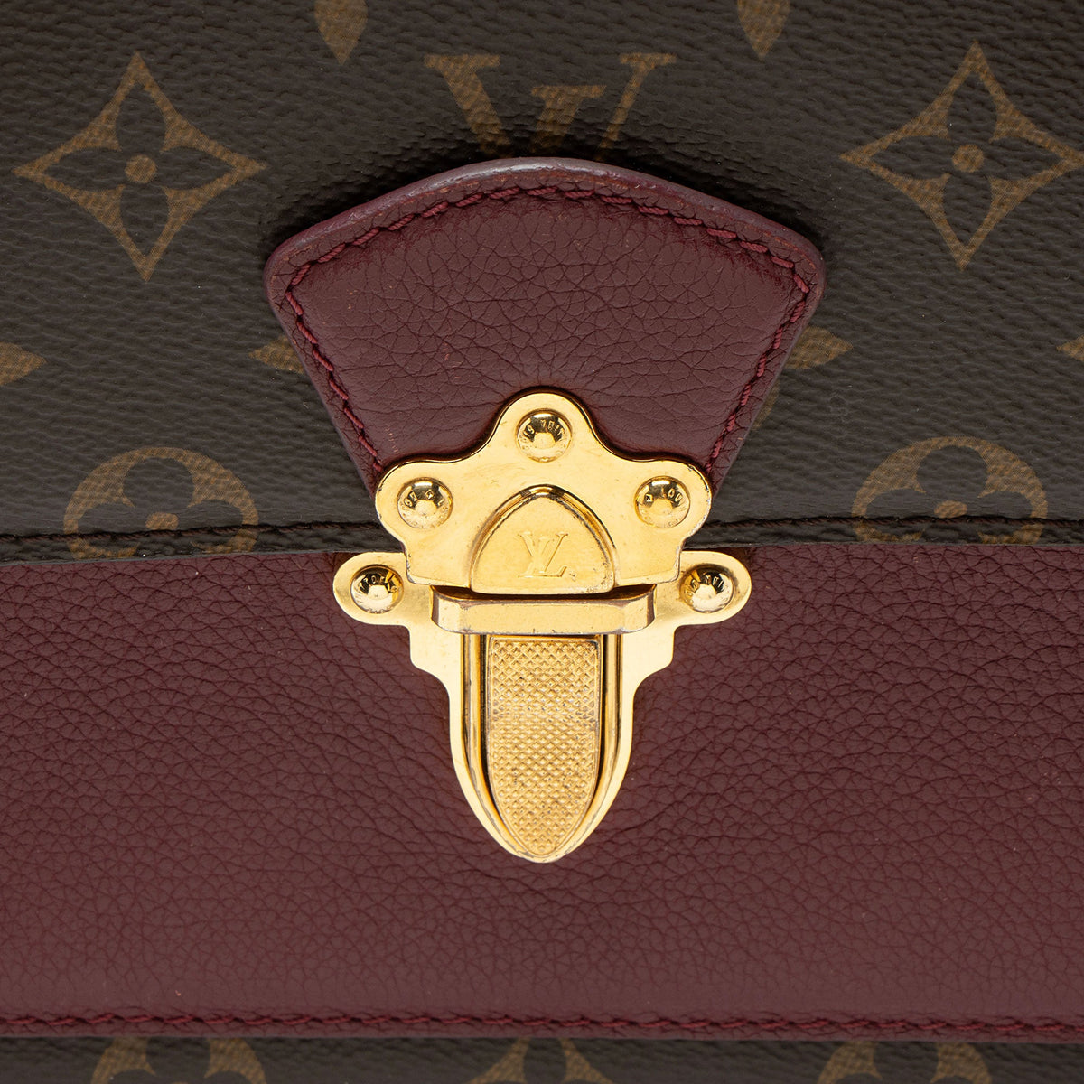 Louis Vuitton Monogram Canvas Victoire Chain Bag