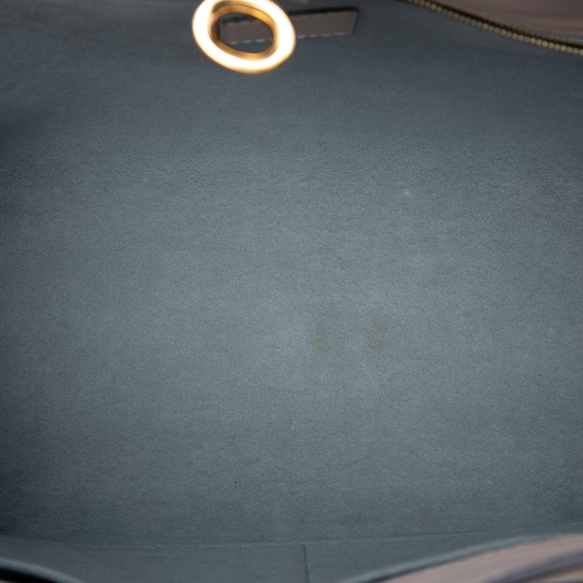 Louis Vuitton Monogram On My Side MM