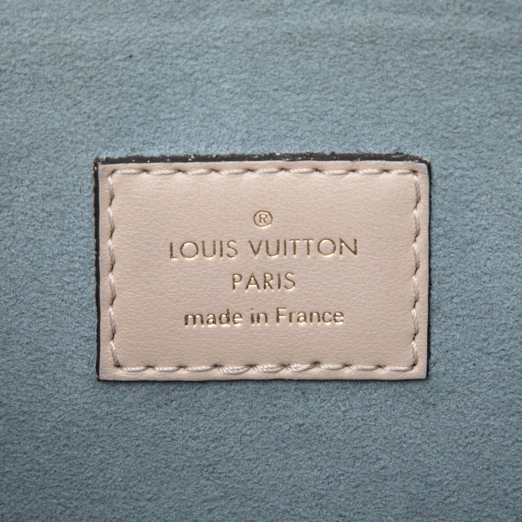 Louis Vuitton Monogram On My Side MM