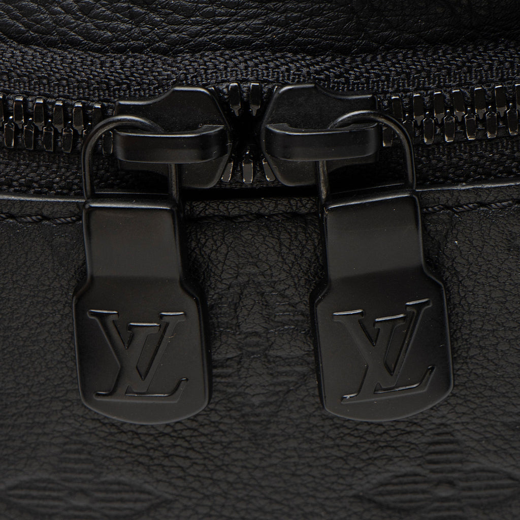 Louis Vuitton Monogram Shadow Discovery Bumbag