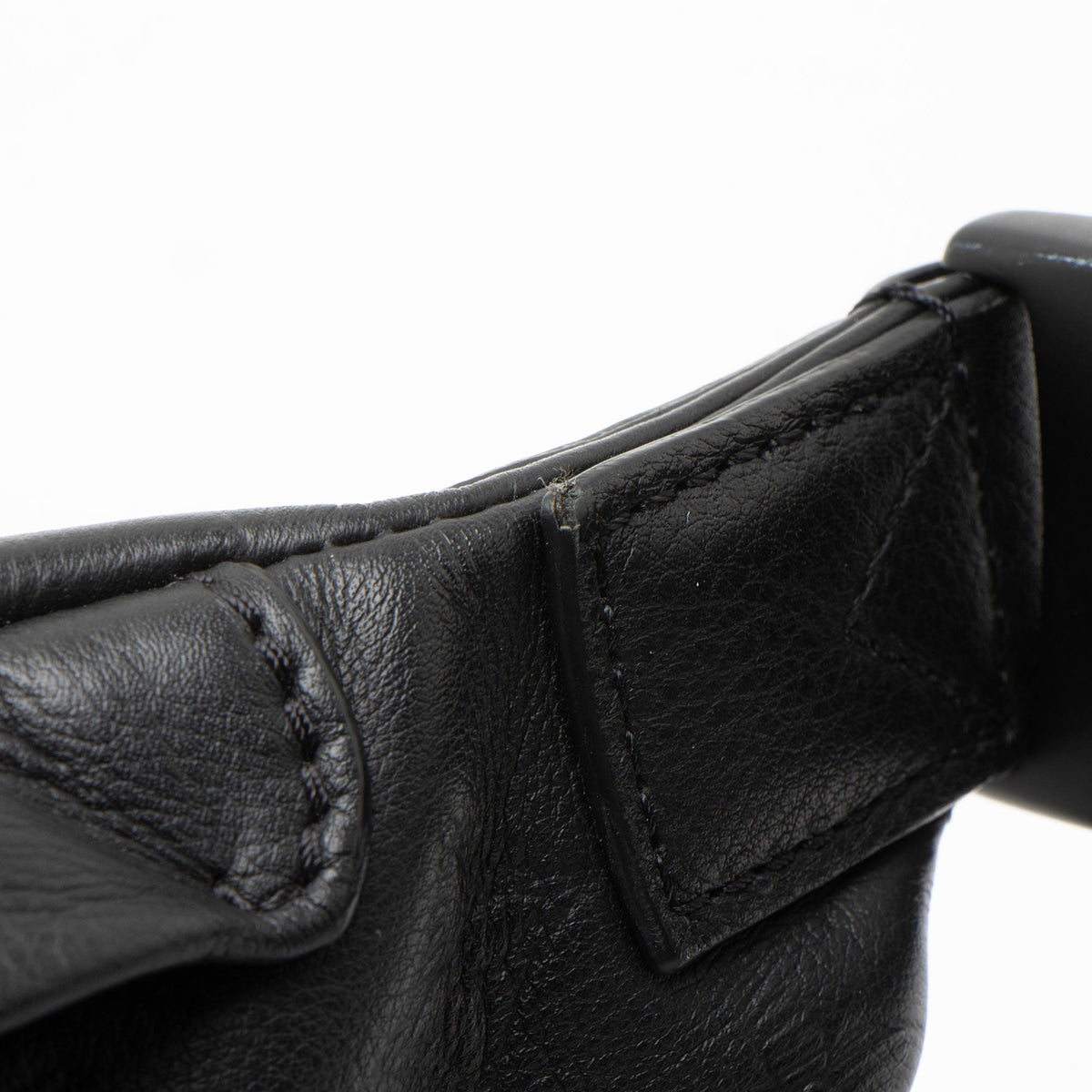 Louis Vuitton Monogram Shadow Discovery Bumbag