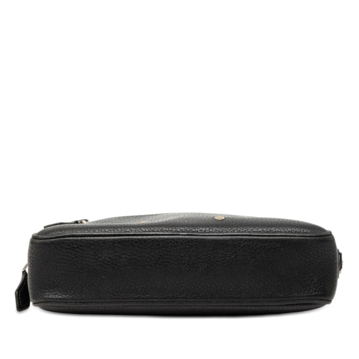 Louis Vuitton Taiga Kasai
