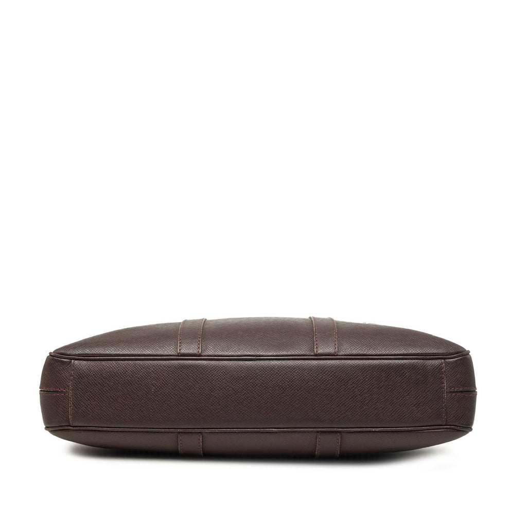 Louis Vuitton Taiga Porte Documents Voyage PM