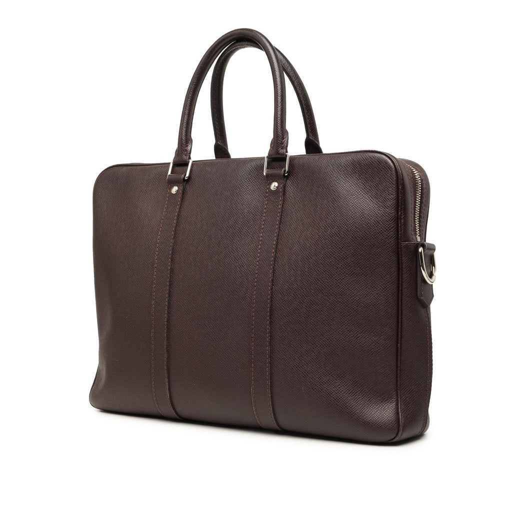 Louis Vuitton Taiga Porte Documents Voyage PM