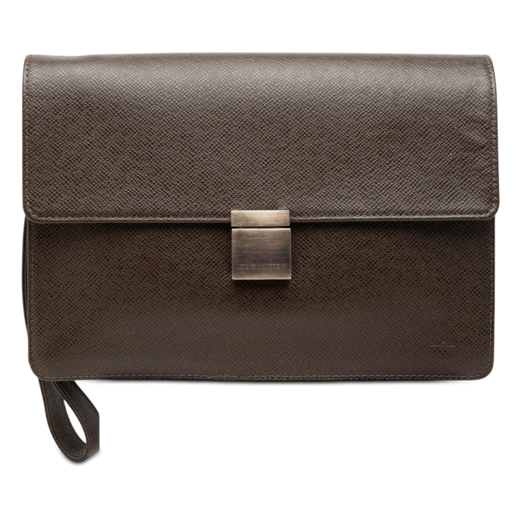 Louis Vuitton Taiga Selenga