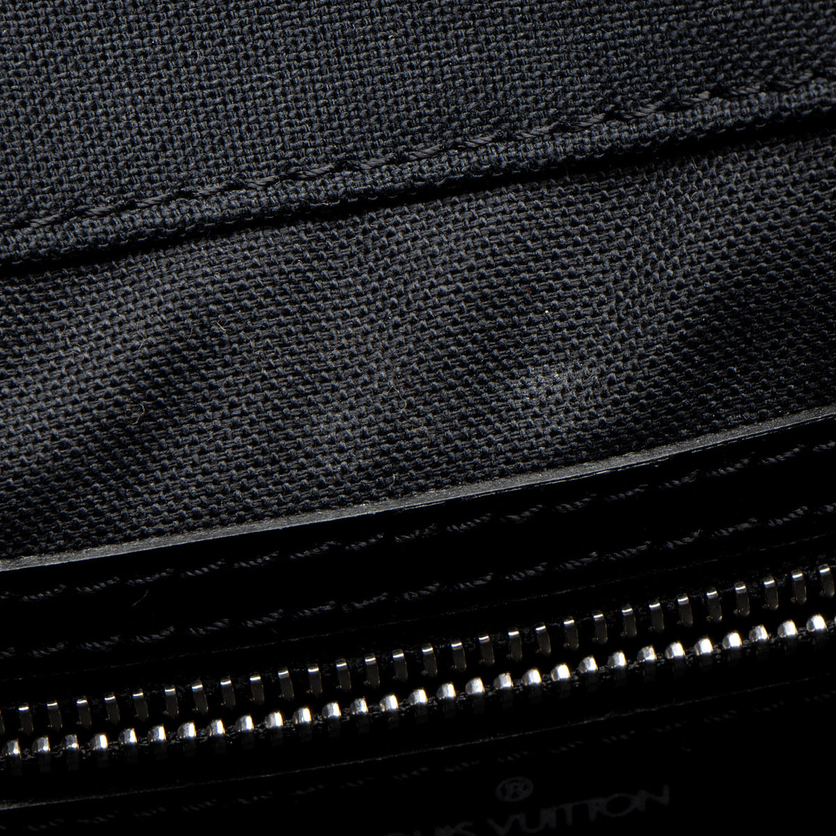 Louis Vuitton Vintage Taiga Leather Viktor Messenger