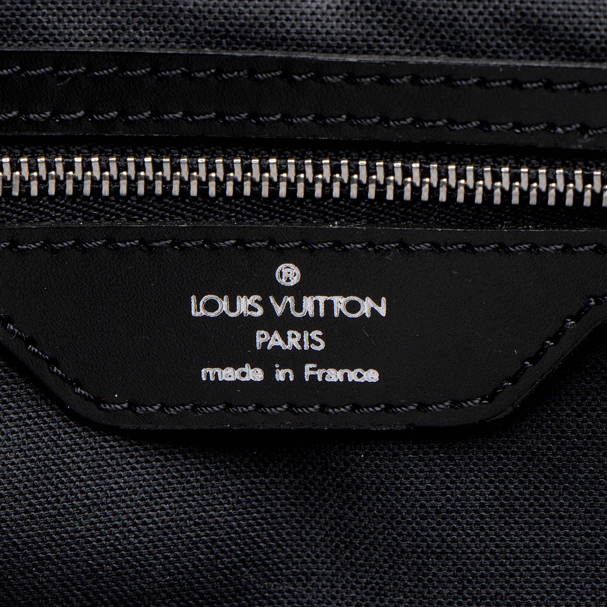 Louis Vuitton Vintage Taiga Leather Viktor Messenger