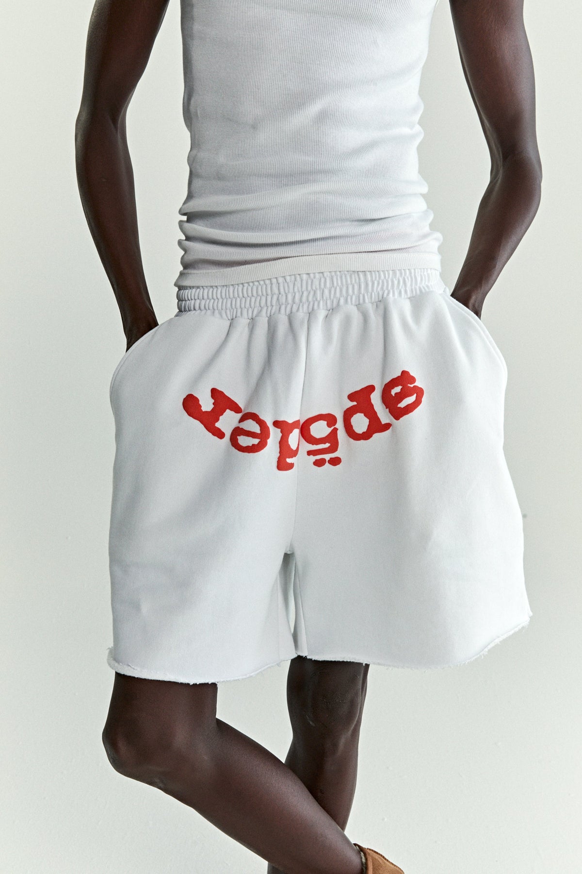 OG WEB V2 SWEATSHORT
