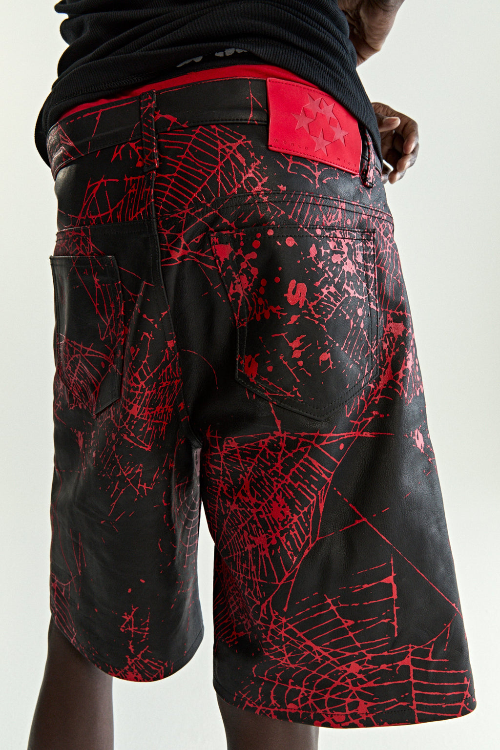 V2 WEB LEATHER SHORT