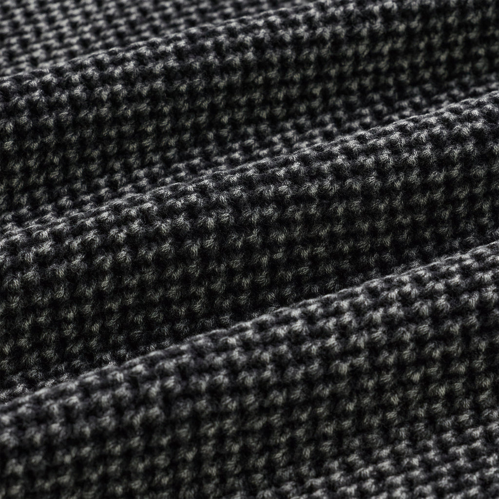 UNDERTHEFIVE SWEATER