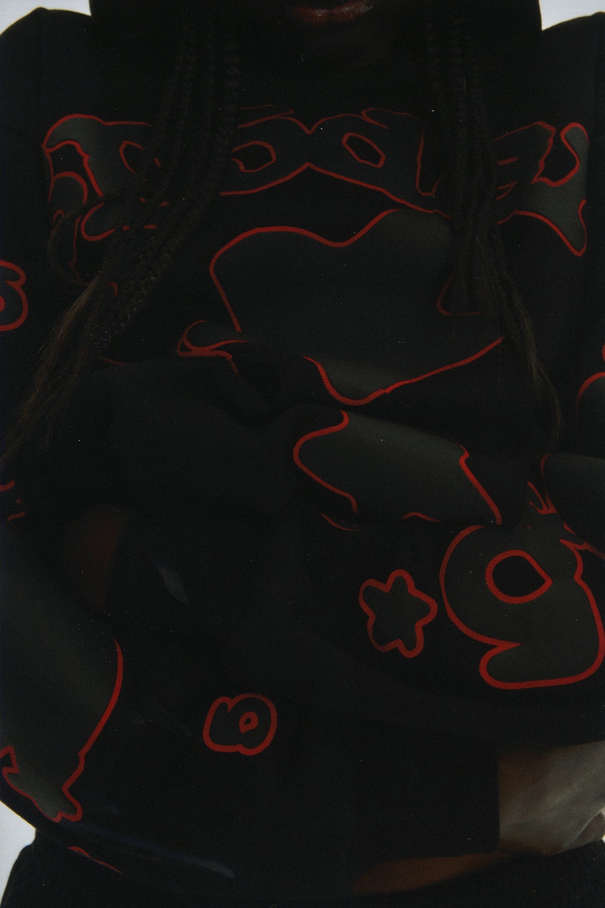 BELUGA OUTLINE HOODIE