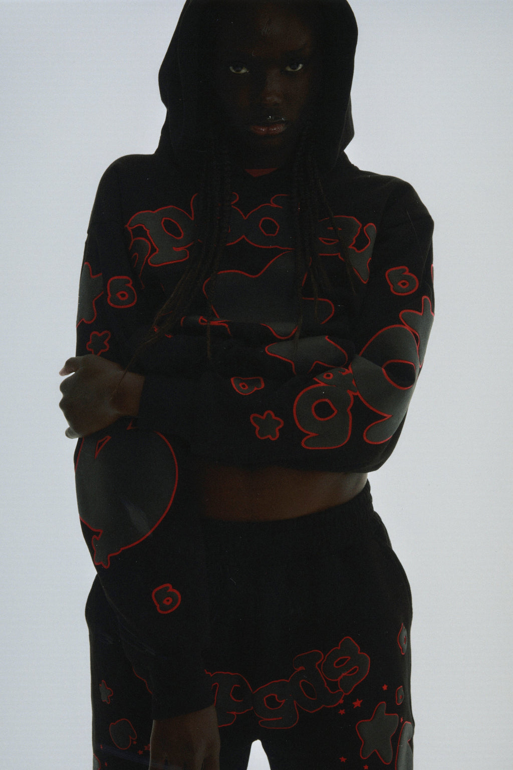 BELUGA OUTLINE HOODIE