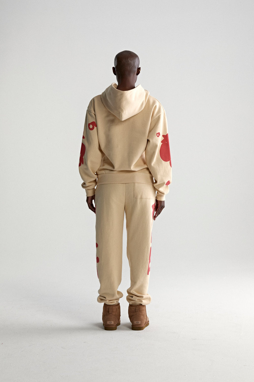 BELUGA HOODIE