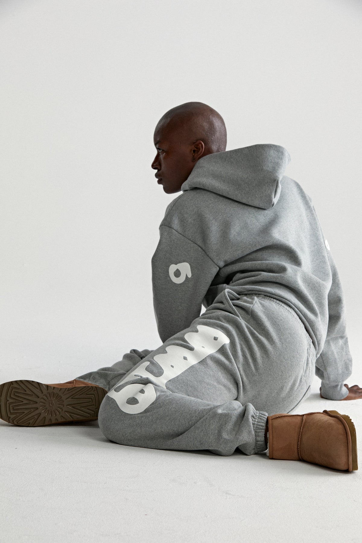 BELUGA HOODIE