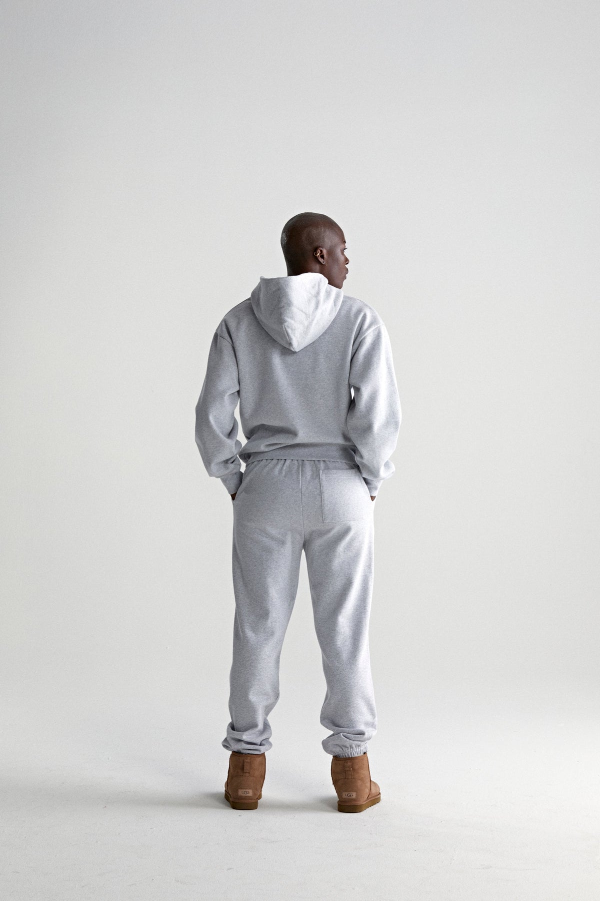 SOUVENIR HOODIE