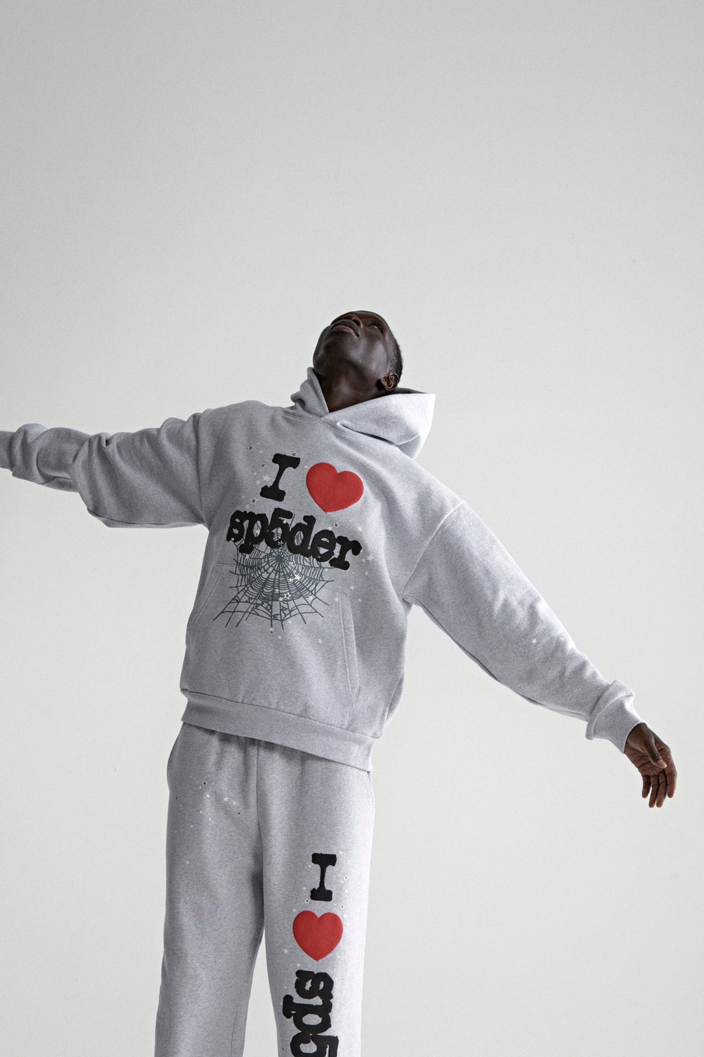 SOUVENIR HOODIE