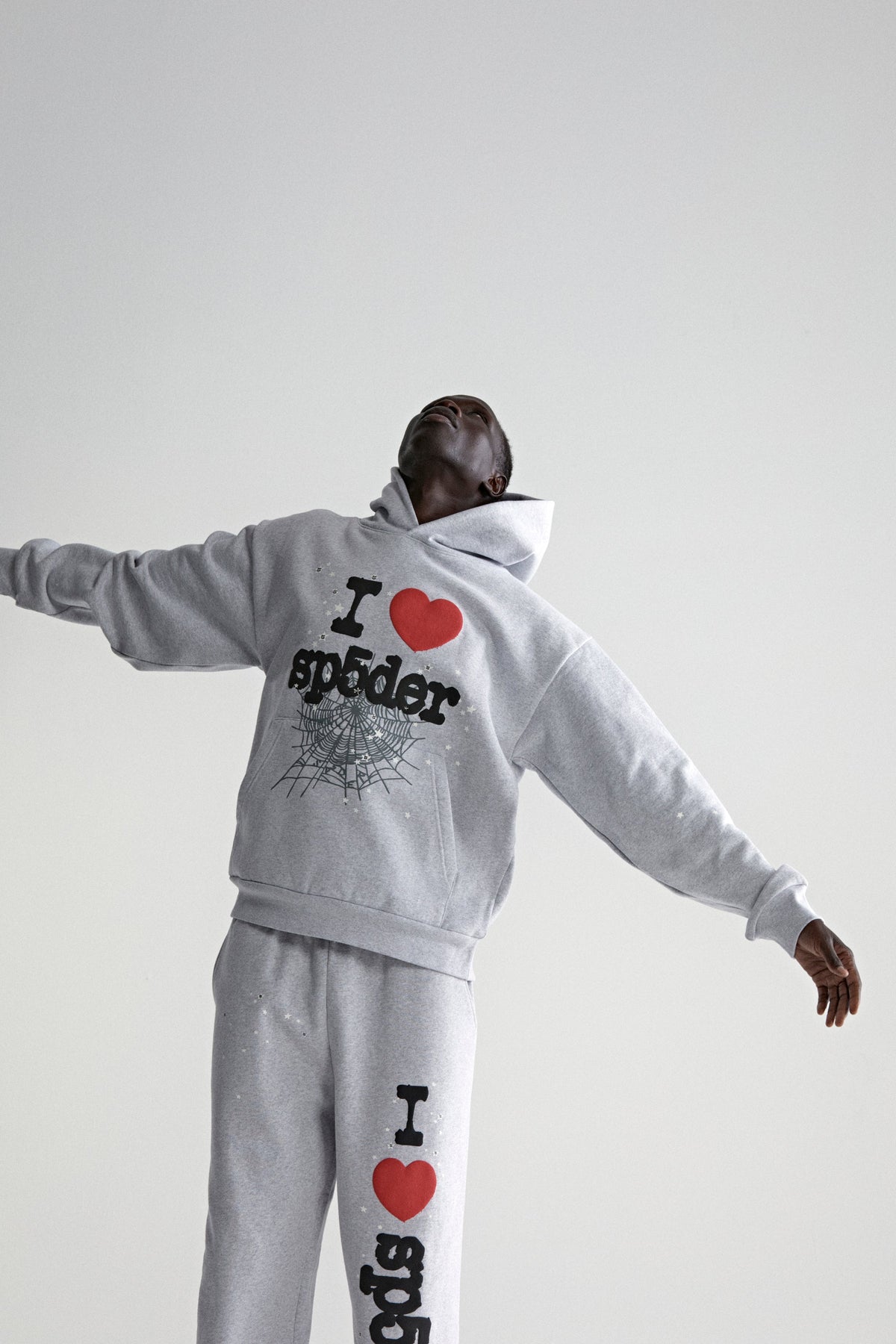 SOUVENIR HOODIE