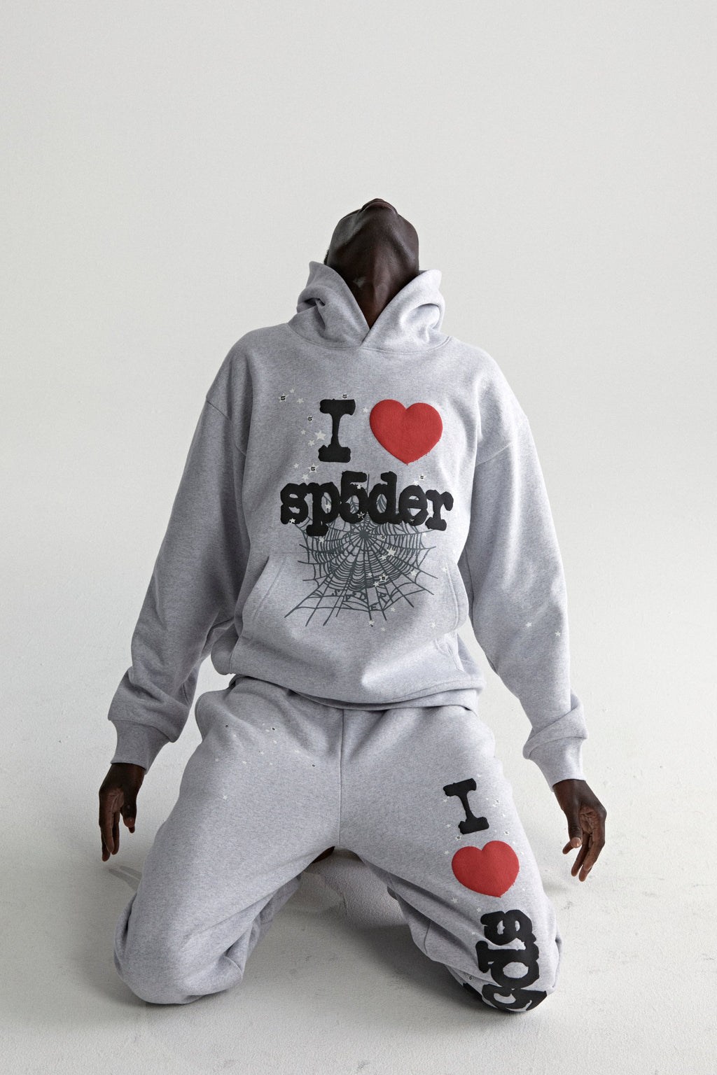 SOUVENIR HOODIE
