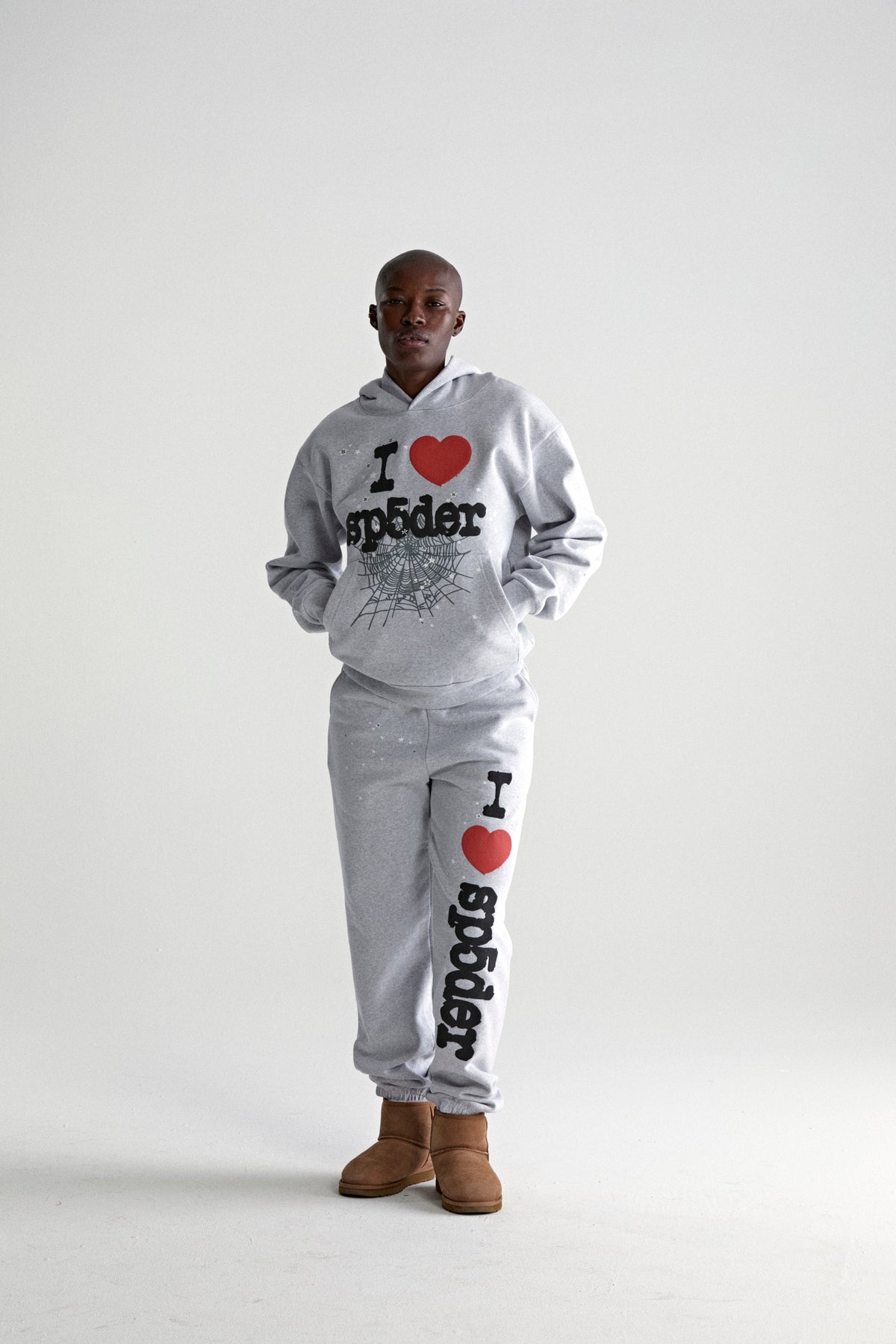 SOUVENIR HOODIE