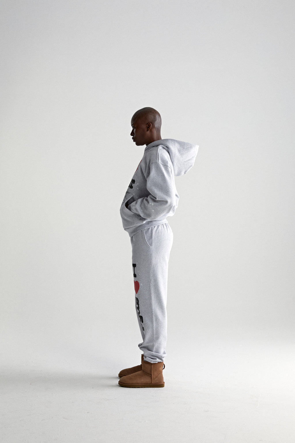 SOUVENIR HOODIE