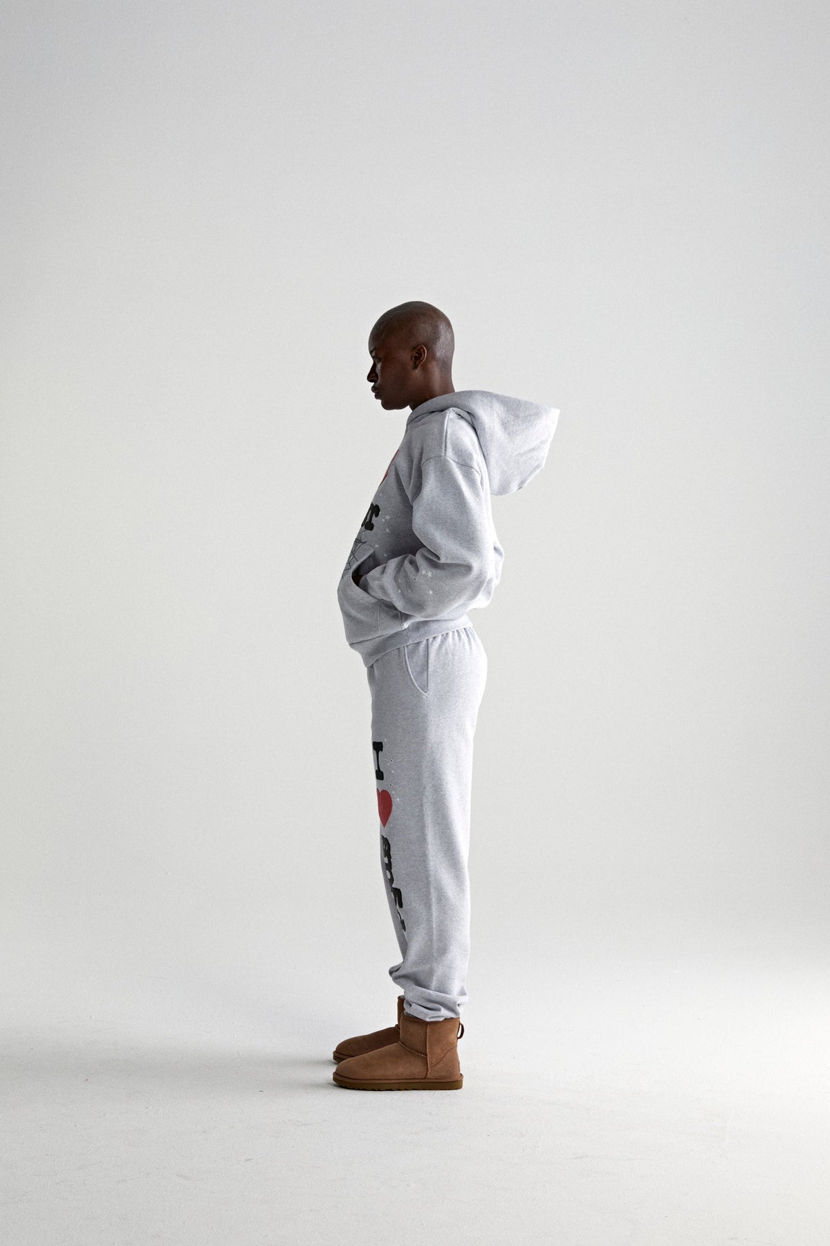 SOUVENIR HOODIE