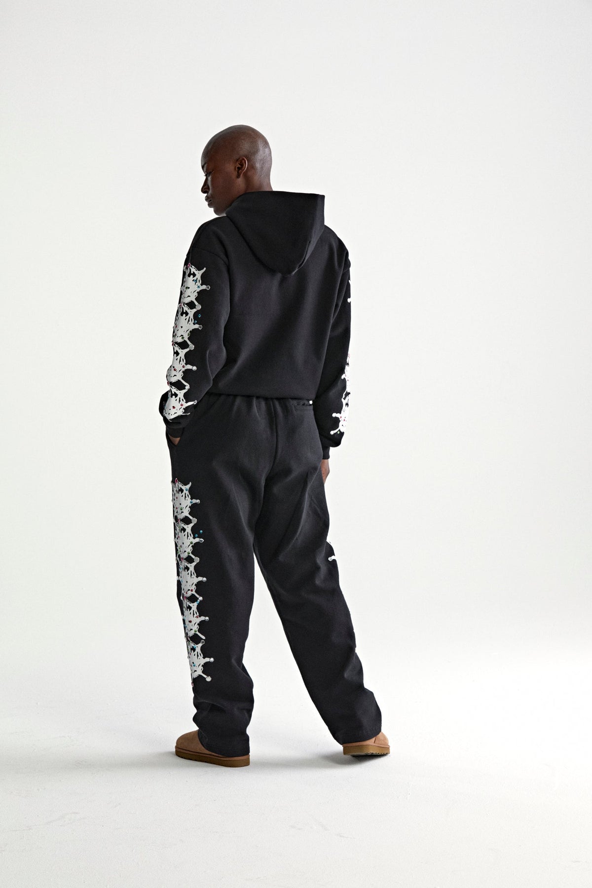 STONE HOODIE