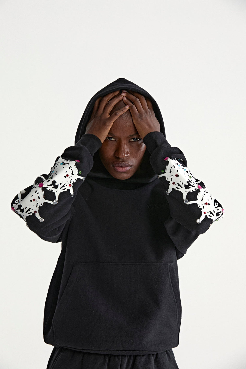 STONE HOODIE