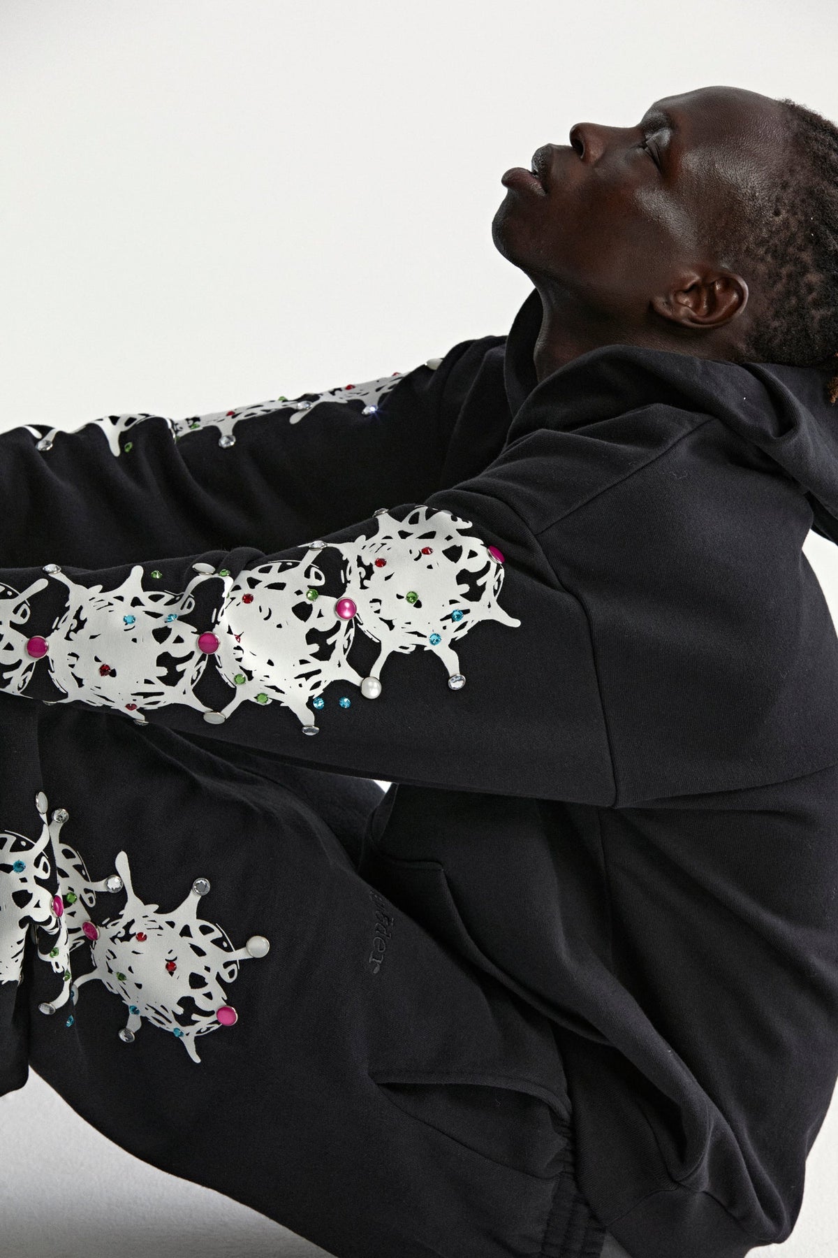 STONE HOODIE