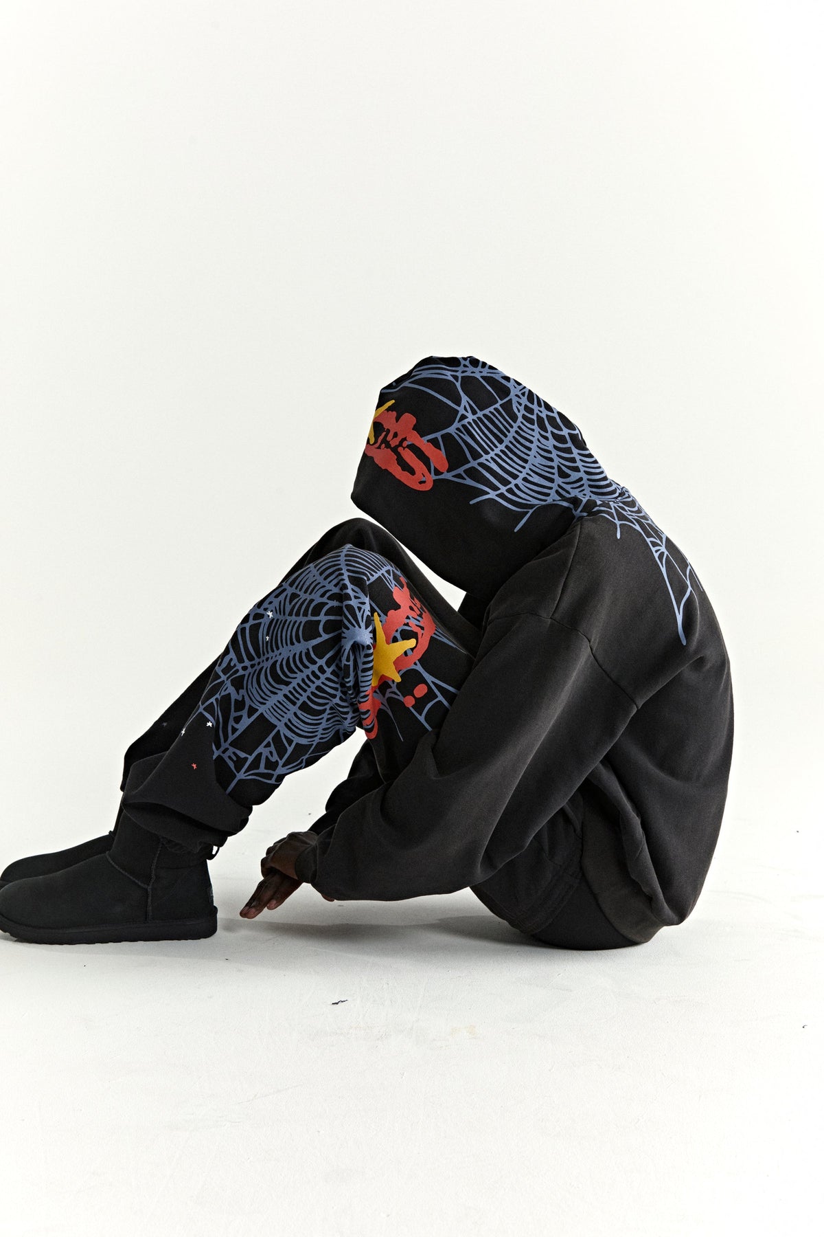 HEAVY WEB  HOODIE