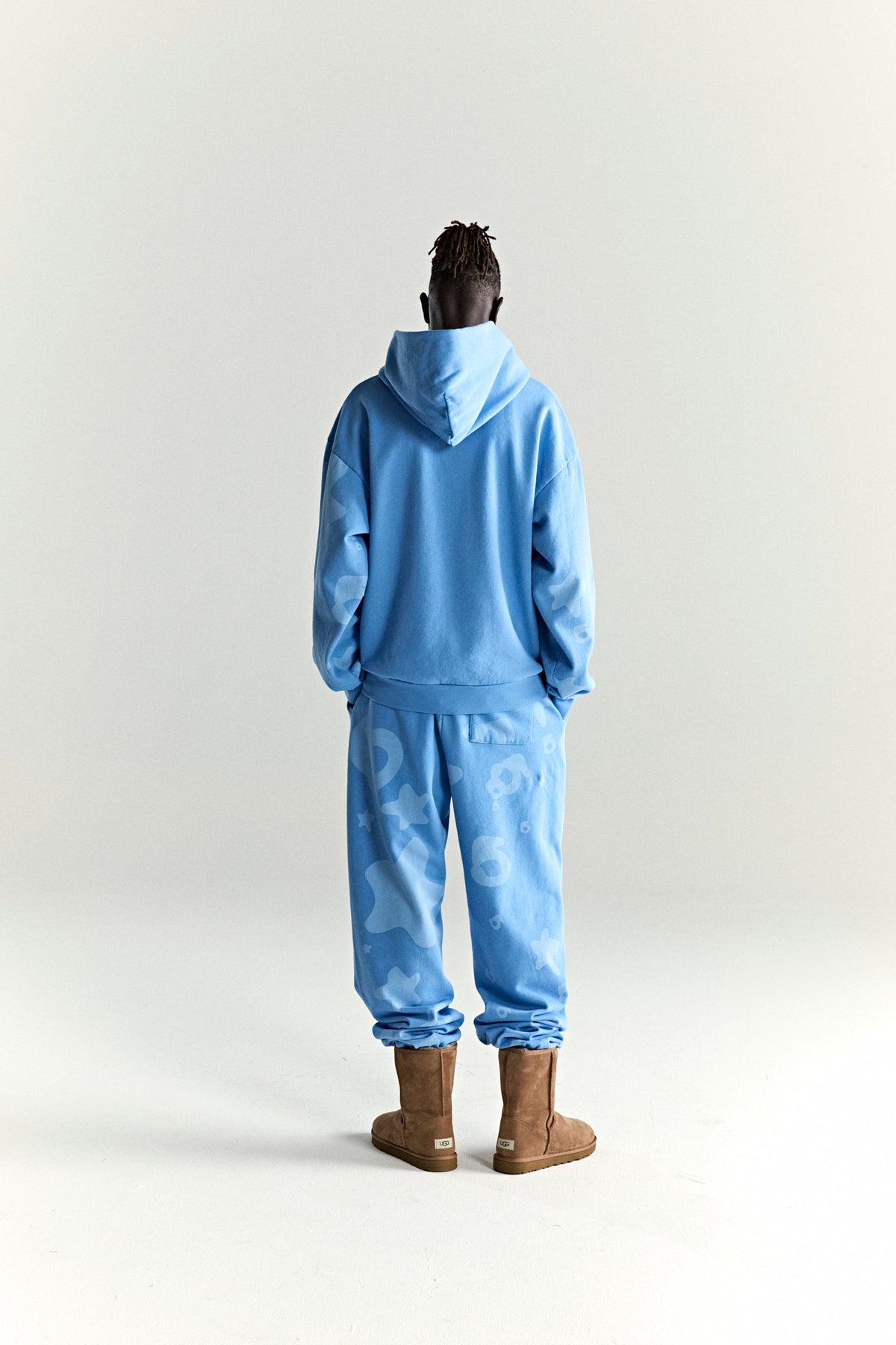 BELUGA V2 HOODIE