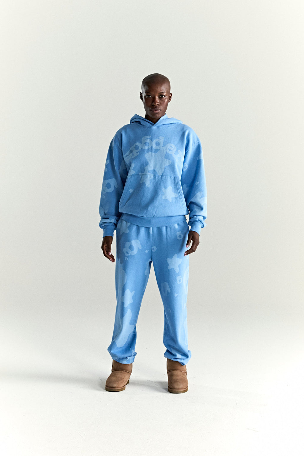 BELUGA V2 HOODIE