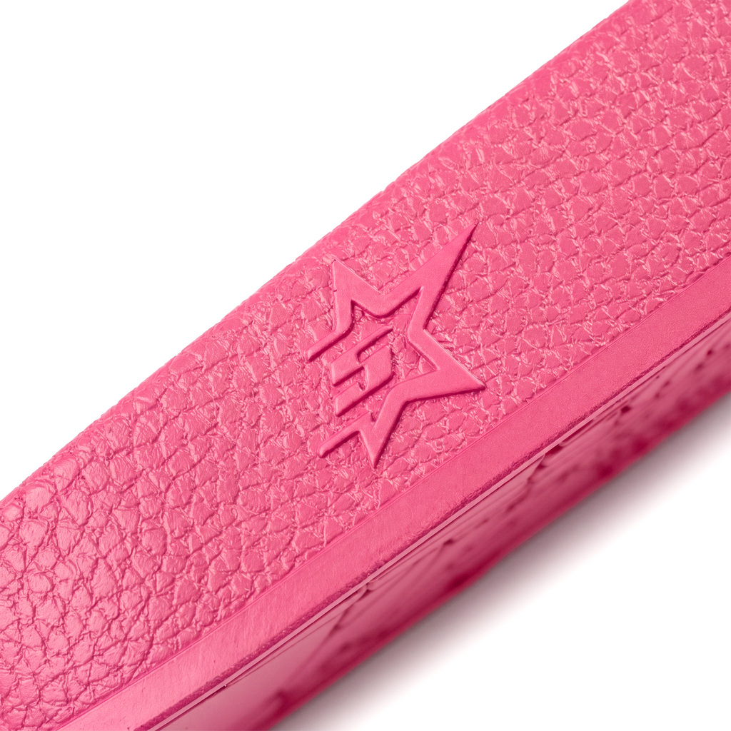 DIABLO PINK SLIDE 001