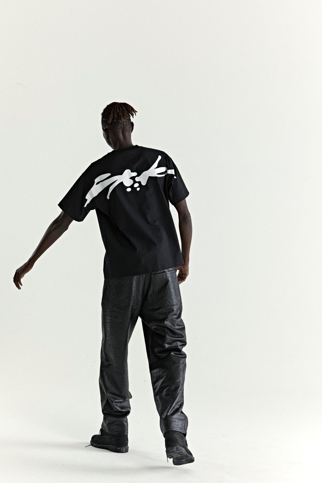 TM TEE