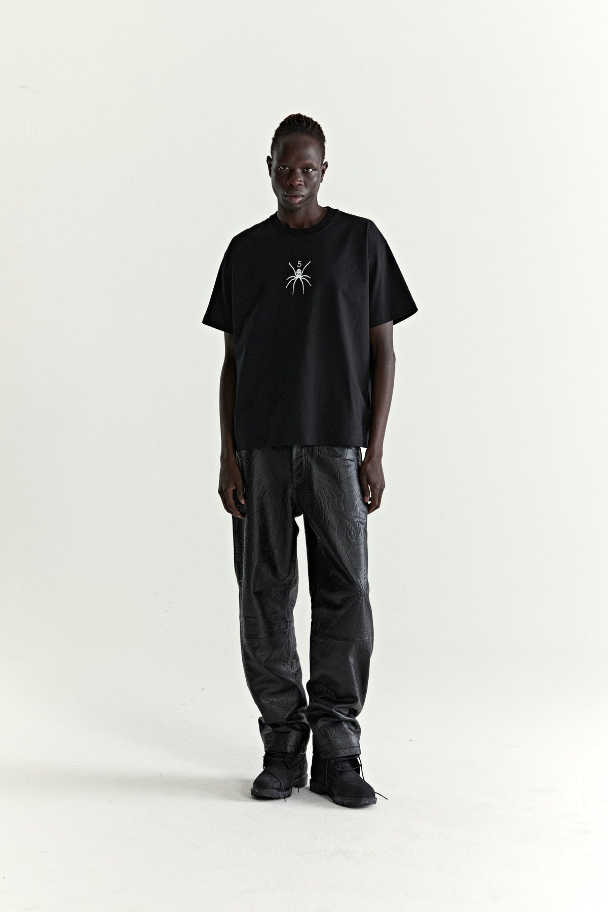 TM TEE