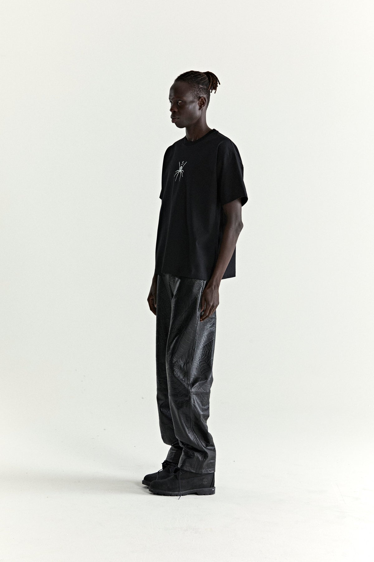 TM TEE