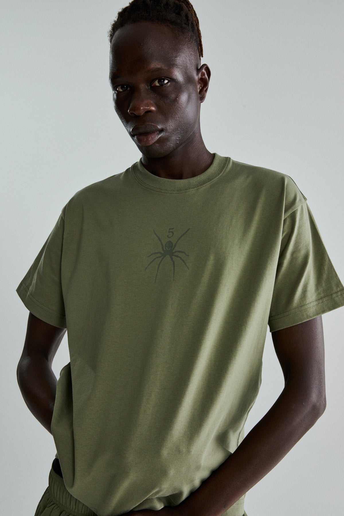 TM TEE