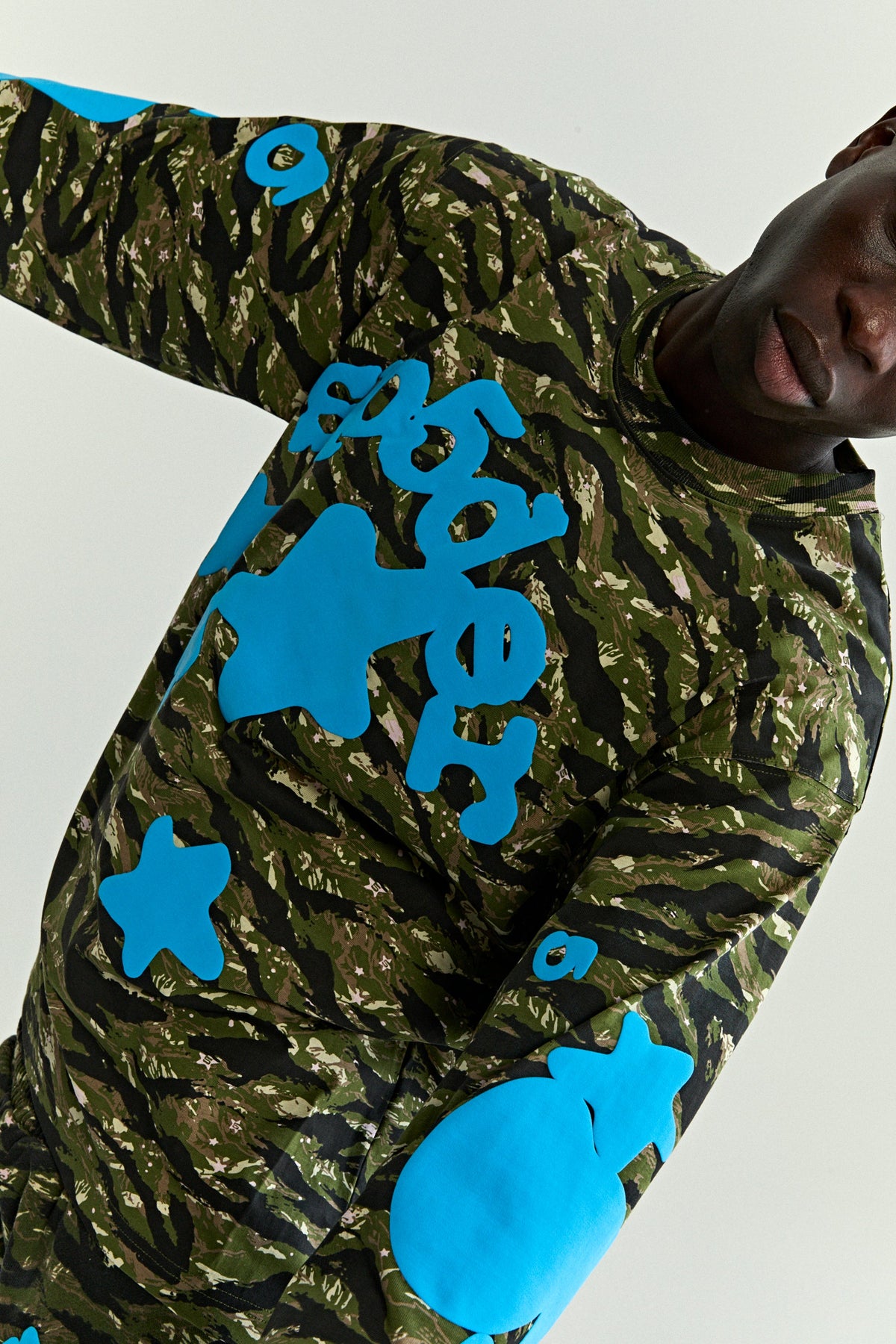 BELUGA TIGER CAMO LONGSLEEVE